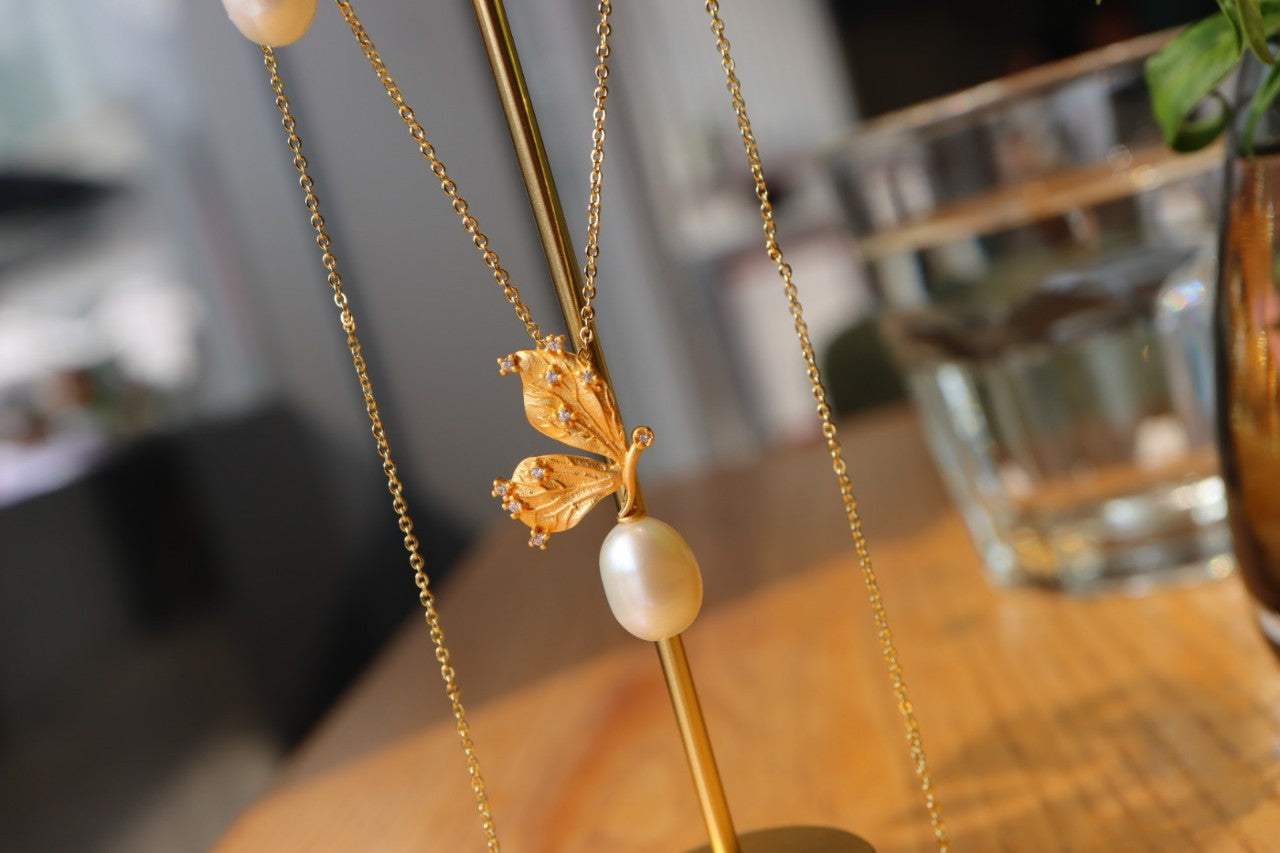 Baroque Butterfly Shape Gold Planted Sterling Silver Earings with Pearl