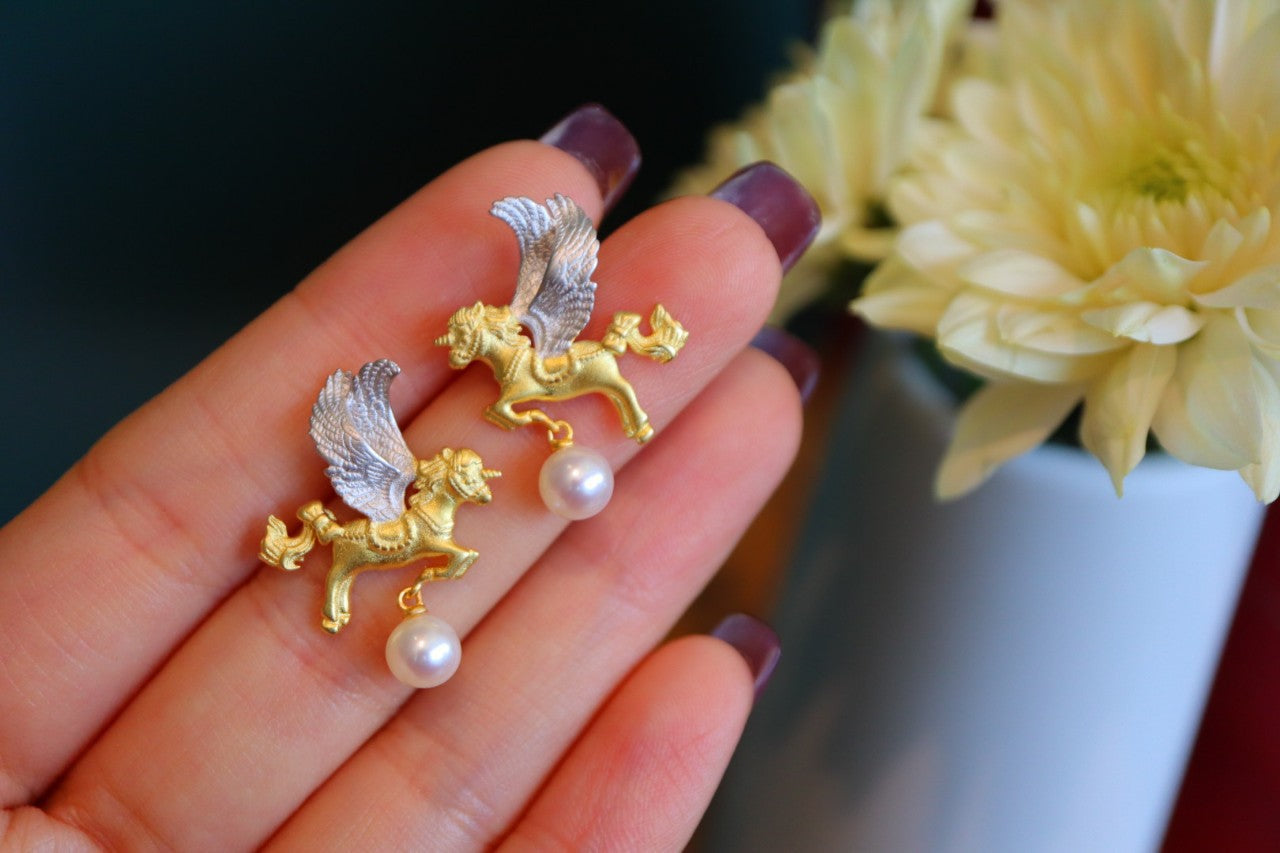 Baroque Flying Horse & Pearl Pendant  with Sterling Silver