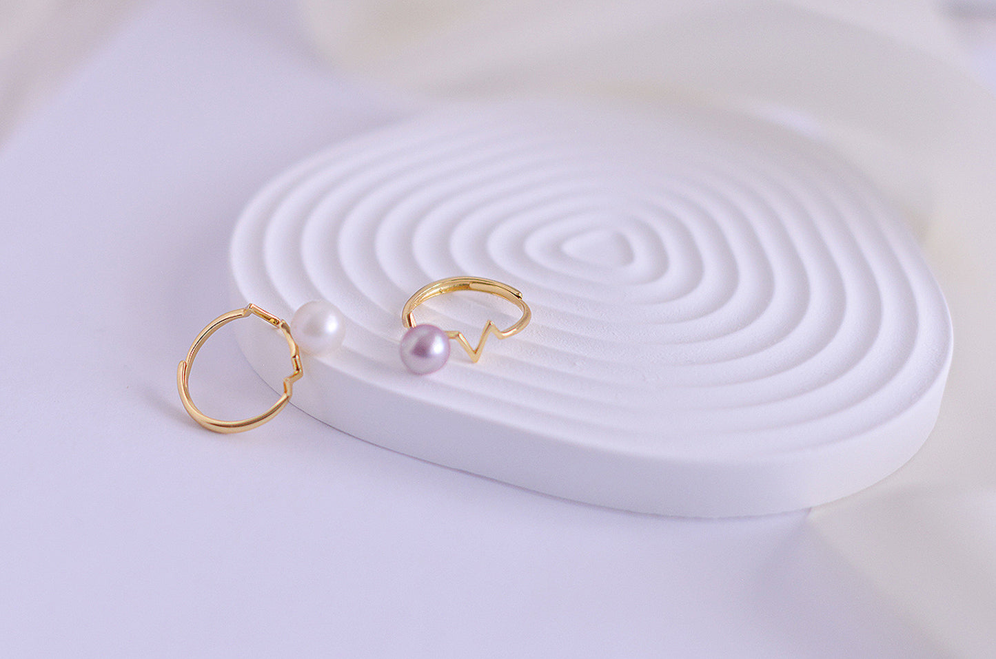 Handmade freshwater Pearl Ring/Adjustable Minimalist Pearl Ring/Sterling Silver Ring/AAA pearl/Elegantly Purple &White Pearl Ring/8mm Pearl
