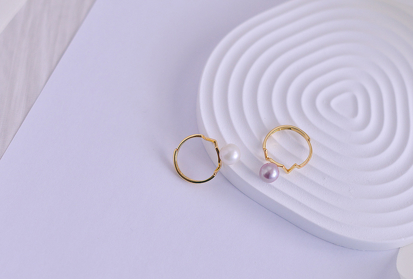 Handmade freshwater Pearl Ring/Adjustable Minimalist Pearl Ring/Sterling Silver Ring/AAA pearl/Elegantly Purple &White Pearl Ring/8mm Pearl