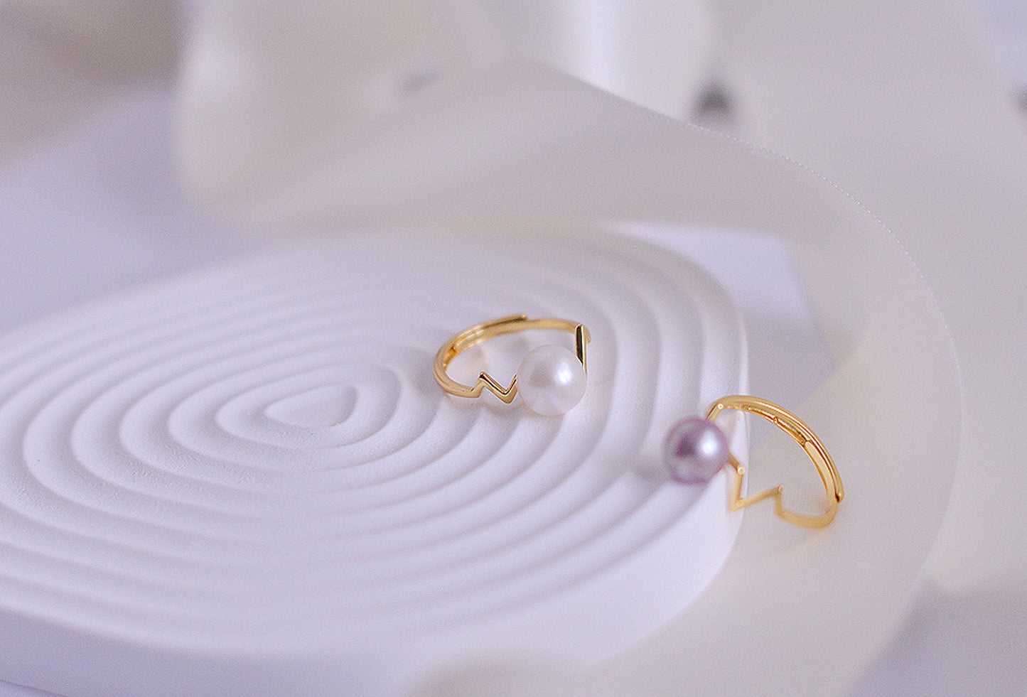 Handmade freshwater Pearl Ring/Adjustable Minimalist Pearl Ring/Sterling Silver Ring/AAA pearl/Elegantly Purple &White Pearl Ring/8mm Pearl