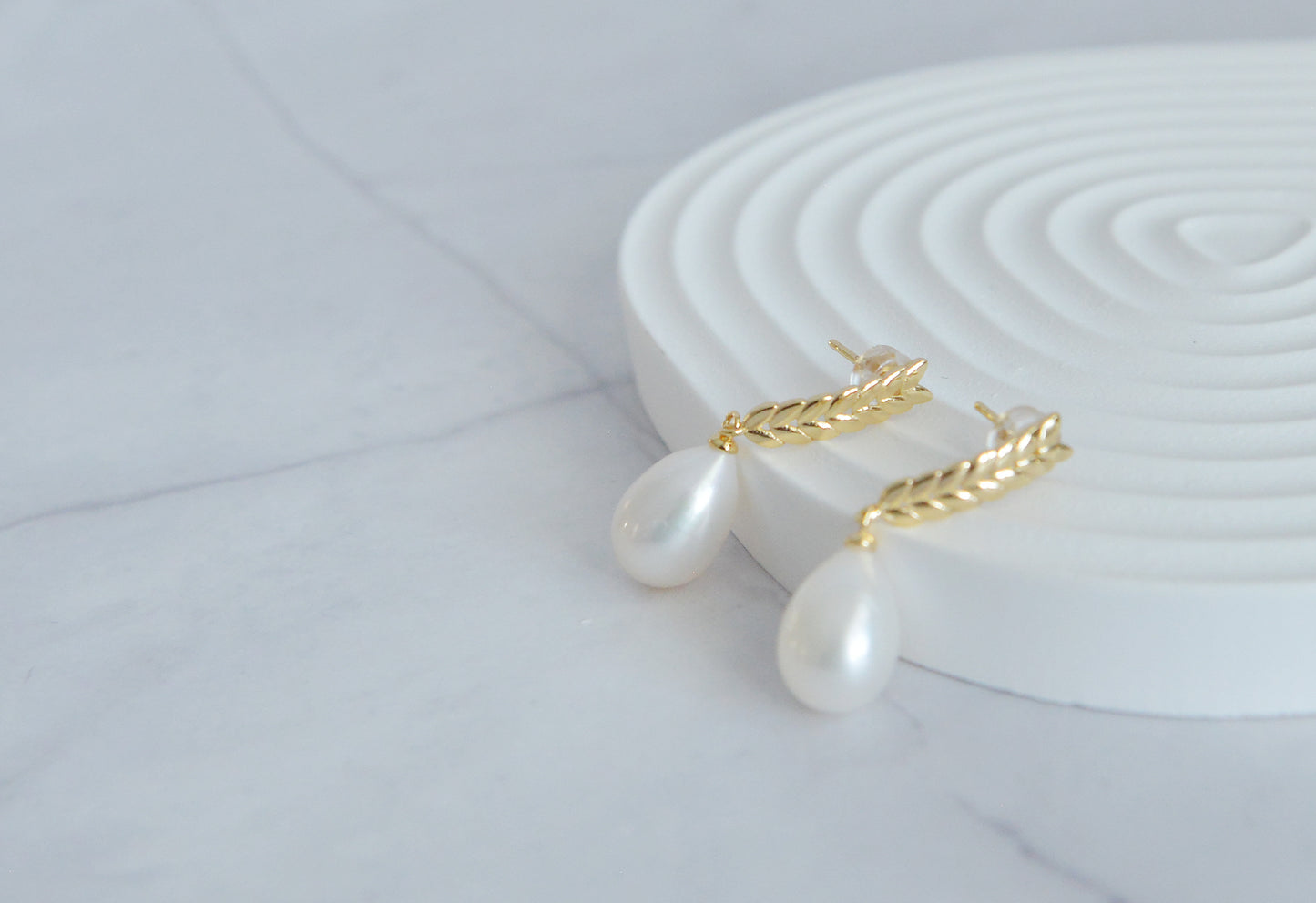 Handmade Natural Pearl Wheat Stud Drop Earrings,/18K Gold Plated Sterling Silver/ Pearls Wedding Earrings/Dainty Teardrop Pearls Earrings/