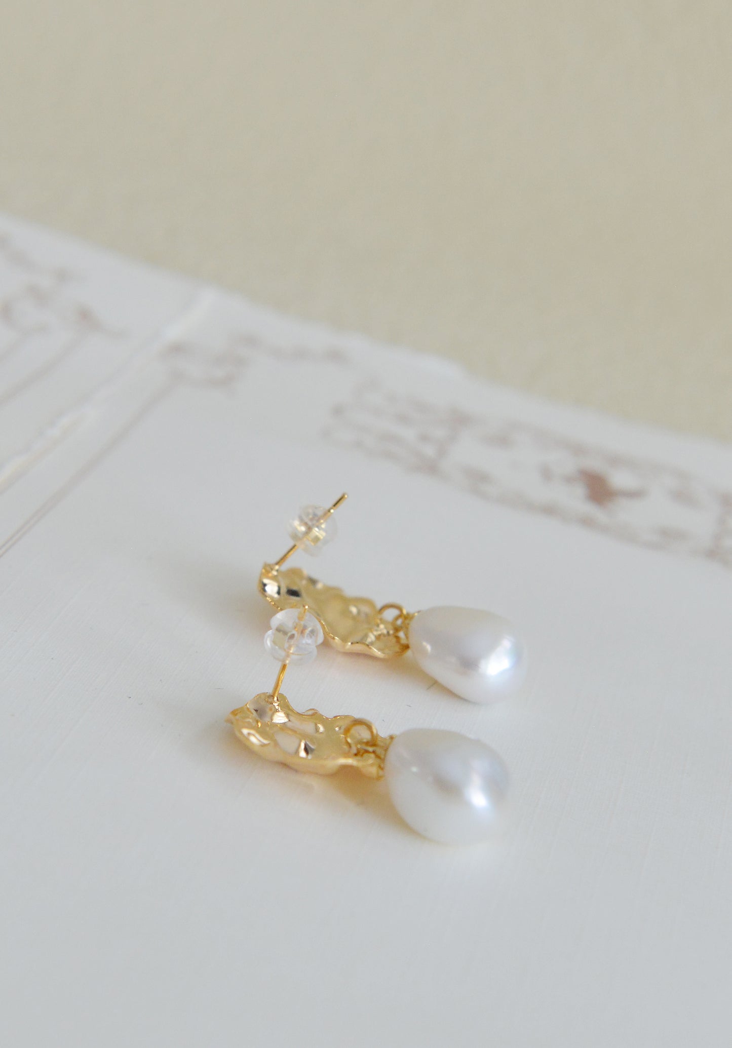 Handmade freshwater pearl Earrings/Natural Baroque Pearl Earrings/14K Gold Filled/wedding earring/real pearl earrings/AAA pearl/Bride choice