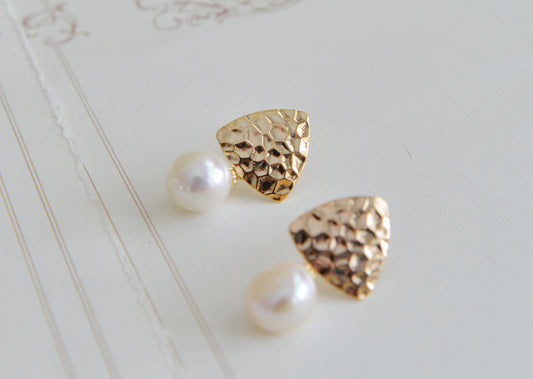 HandmadeHandmade freshwater pearl Earrings/Natural Baroque Pearl Earrings/14K Gold Filled/wedding earring/real pearl earrings/AAAA pearl/Bride choice