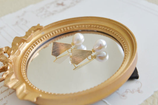 Handmade freshwater pearl Earrings/Natural Baroque Pearl Earrings/14K Gold Filled/wedding earring/real pearl earrings/AAA pearl/Bride choice
