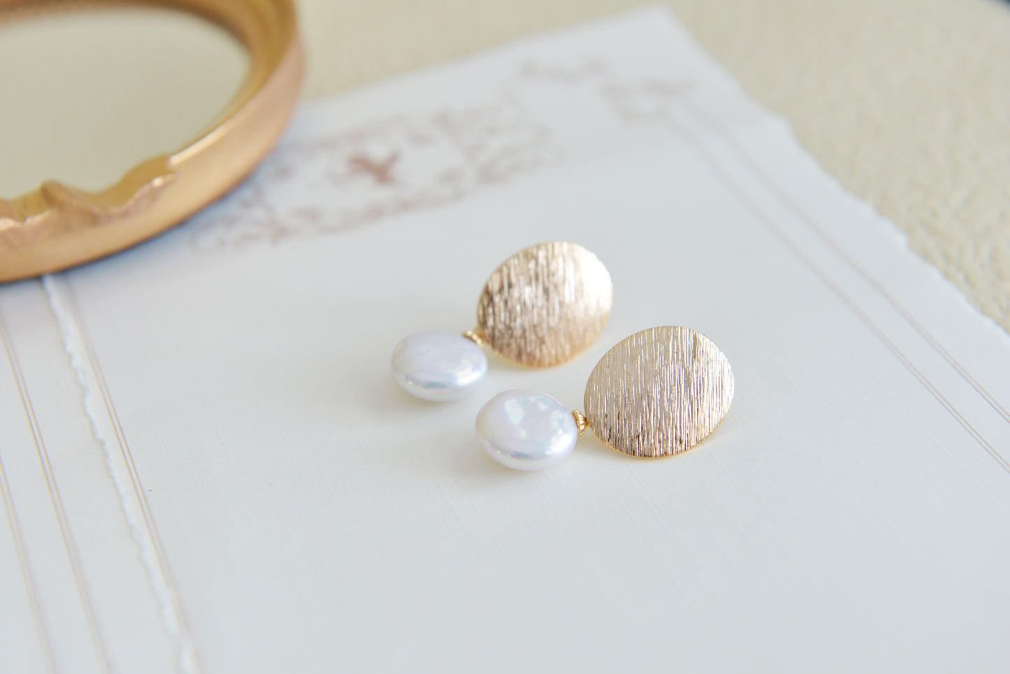 Handmade freshwater pearl Earrings/Natural Button pearl Earrings/14K Gold Filled/wedding earring/real pearl earrings/AAAA pearl/Bride choice