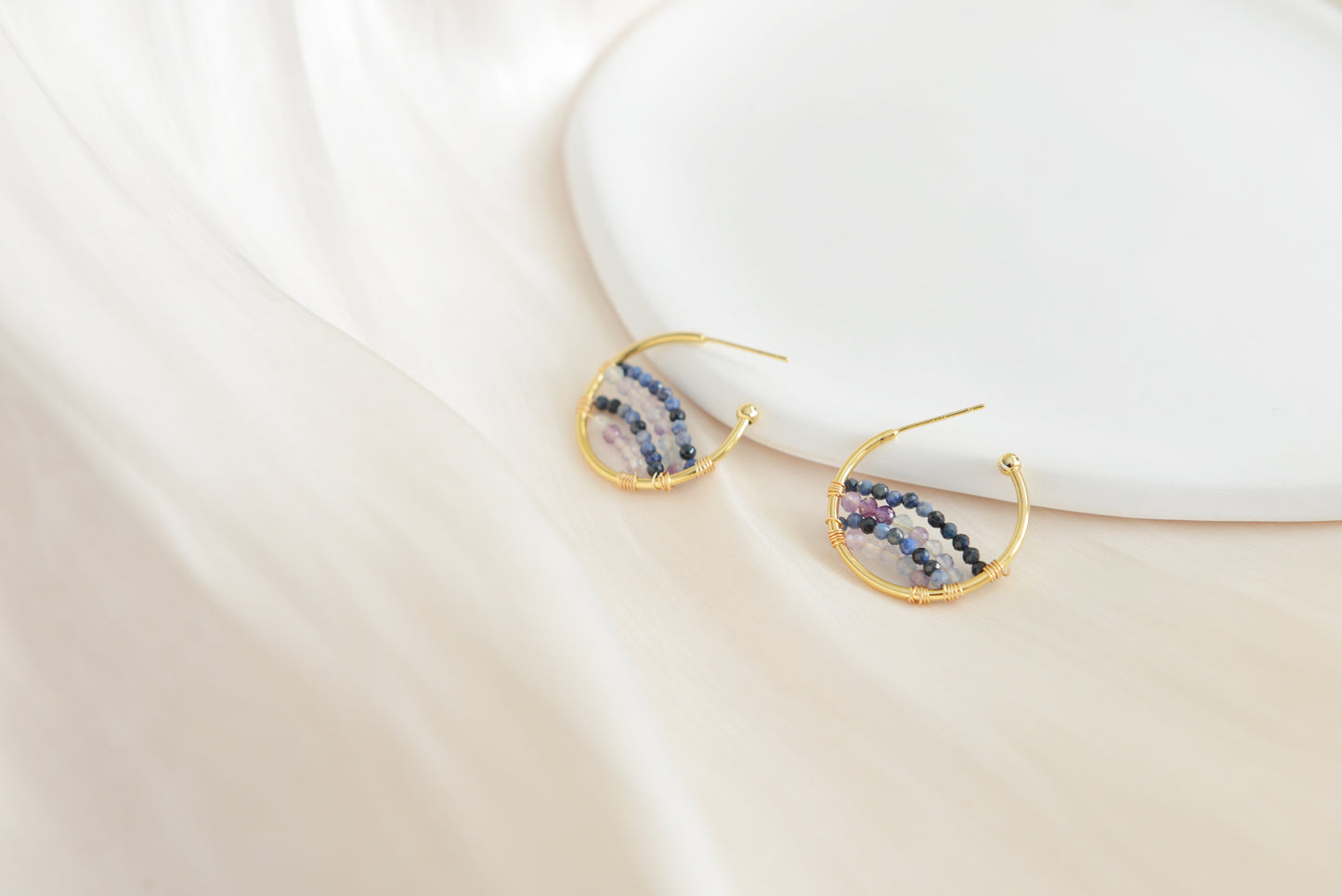 Handmade natural gemstone earring/cordierite +Kyanite hoop earrings