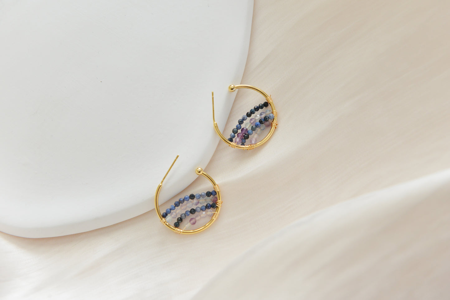 Handmade natural gemstone earring/cordierite +Kyanite hoop earrings