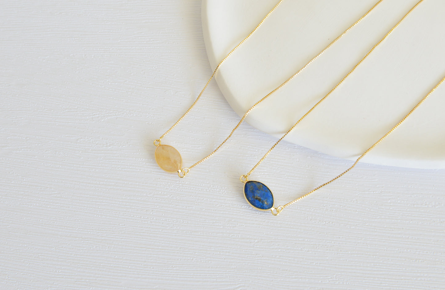 Handmade natural gemstone necklace/lapis lazuli choker/delicate crystal necklace/