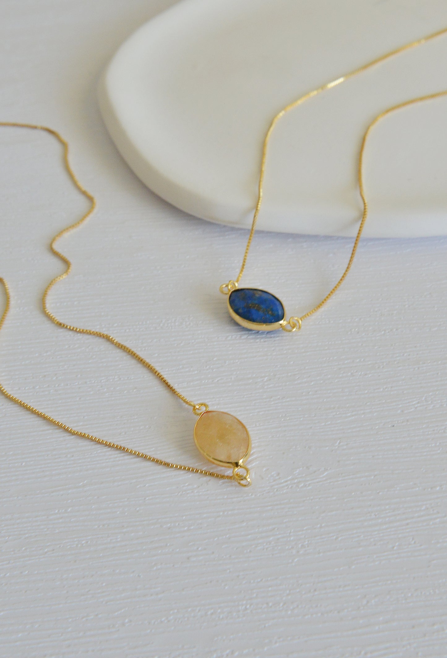 Handmade natural gemstone necklace/lapis lazuli choker/delicate crystal necklace/