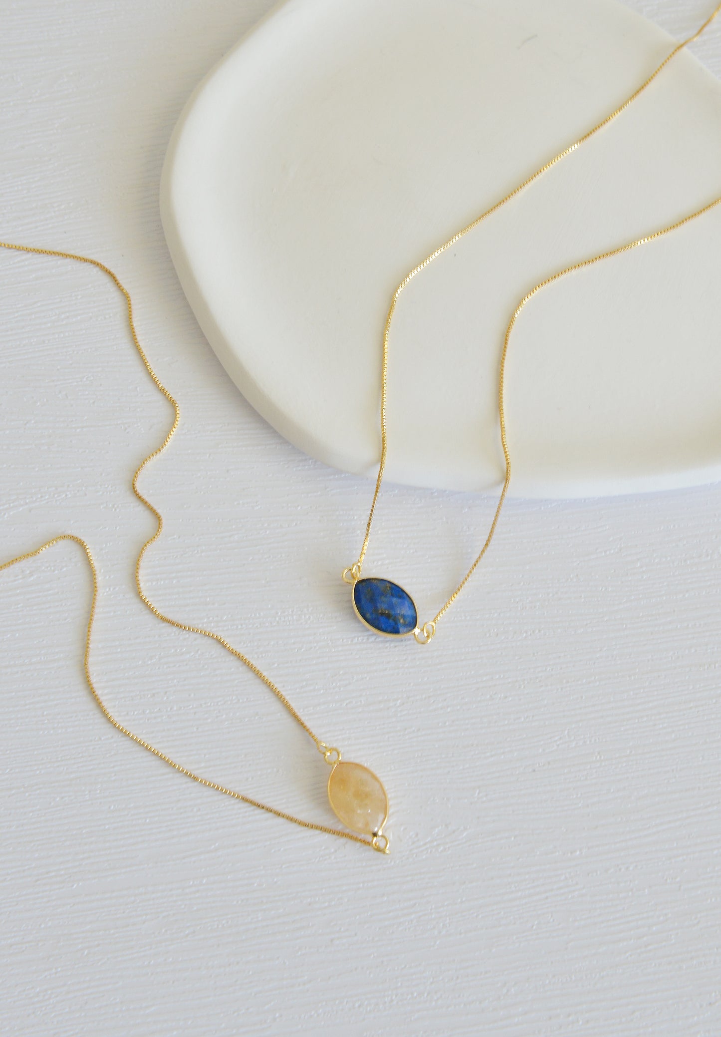 Handmade natural gemstone necklace/lapis lazuli choker/delicate crystal necklace/