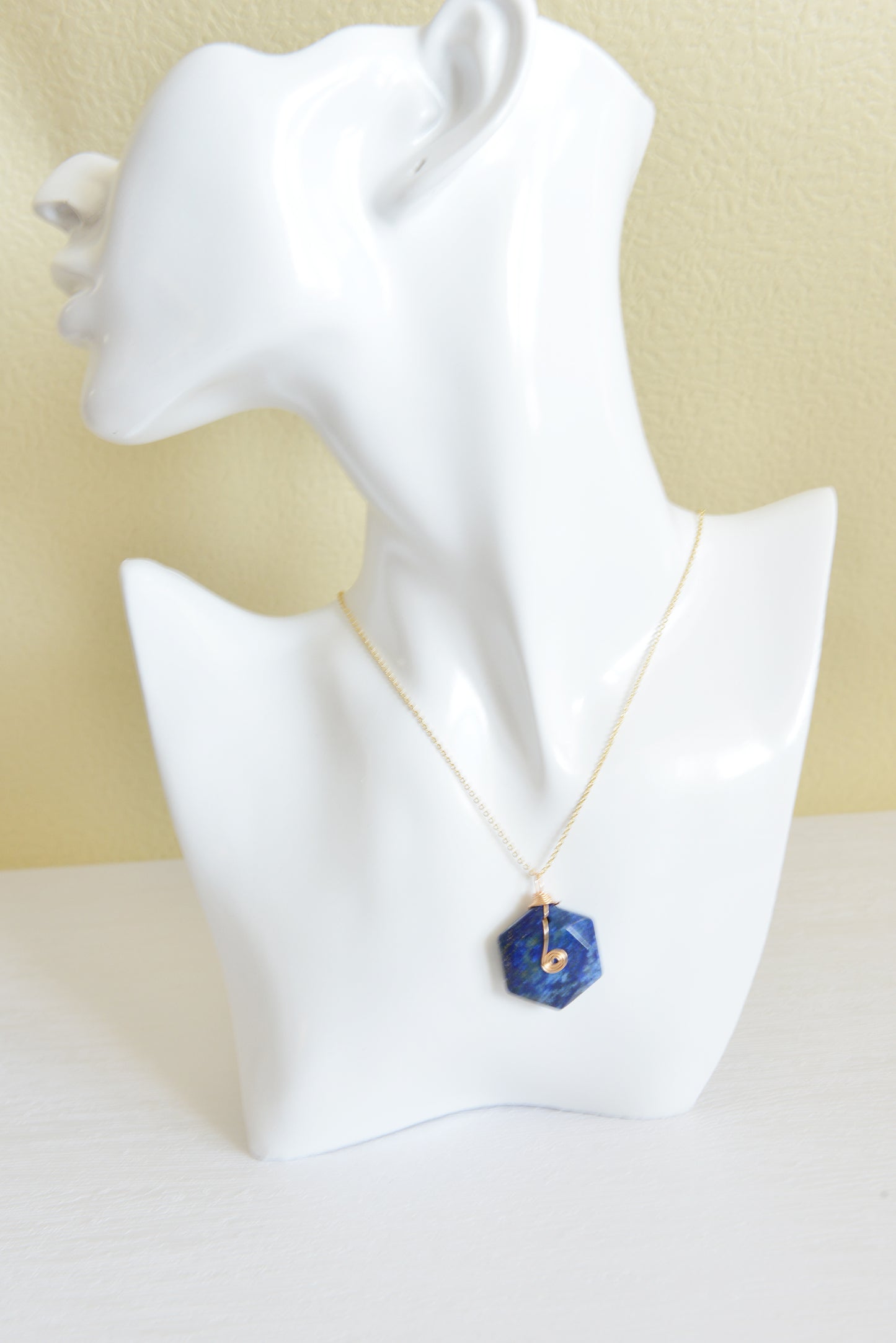 Handmade Natural Gemstone/Real Gemstone Necklace/ Lapis Lazuli Necklace