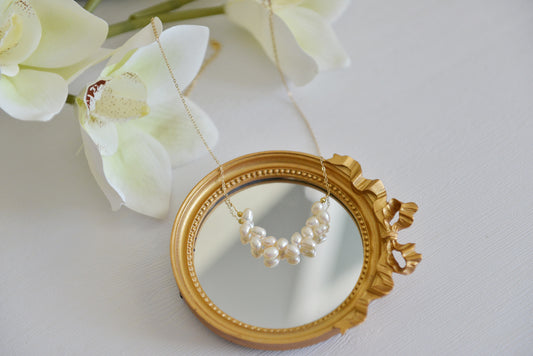Handmade natural pearl necklace