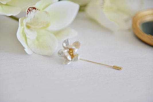 Handmade flower pearl brooch/genuine petal pearl/Blooming Flowers Brooch/