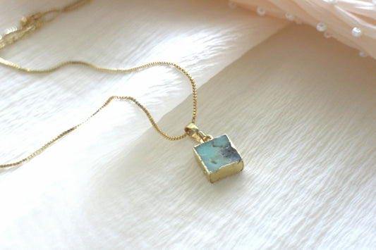 Handmade Natural Gemstone Jewelry/chrysoprasus  Necklace/Chrysoprase gemstone jewelry/Square Pendent Necklace/