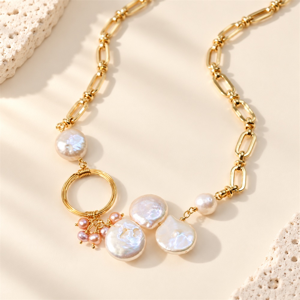 Baroque Pearl & Oval Link Necklace