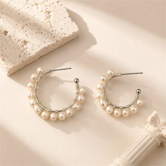 Single-Row Freshwater Pearl Wire Hoop Earrings