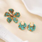 Turquoise Chip Flower Brooch and Earring Set