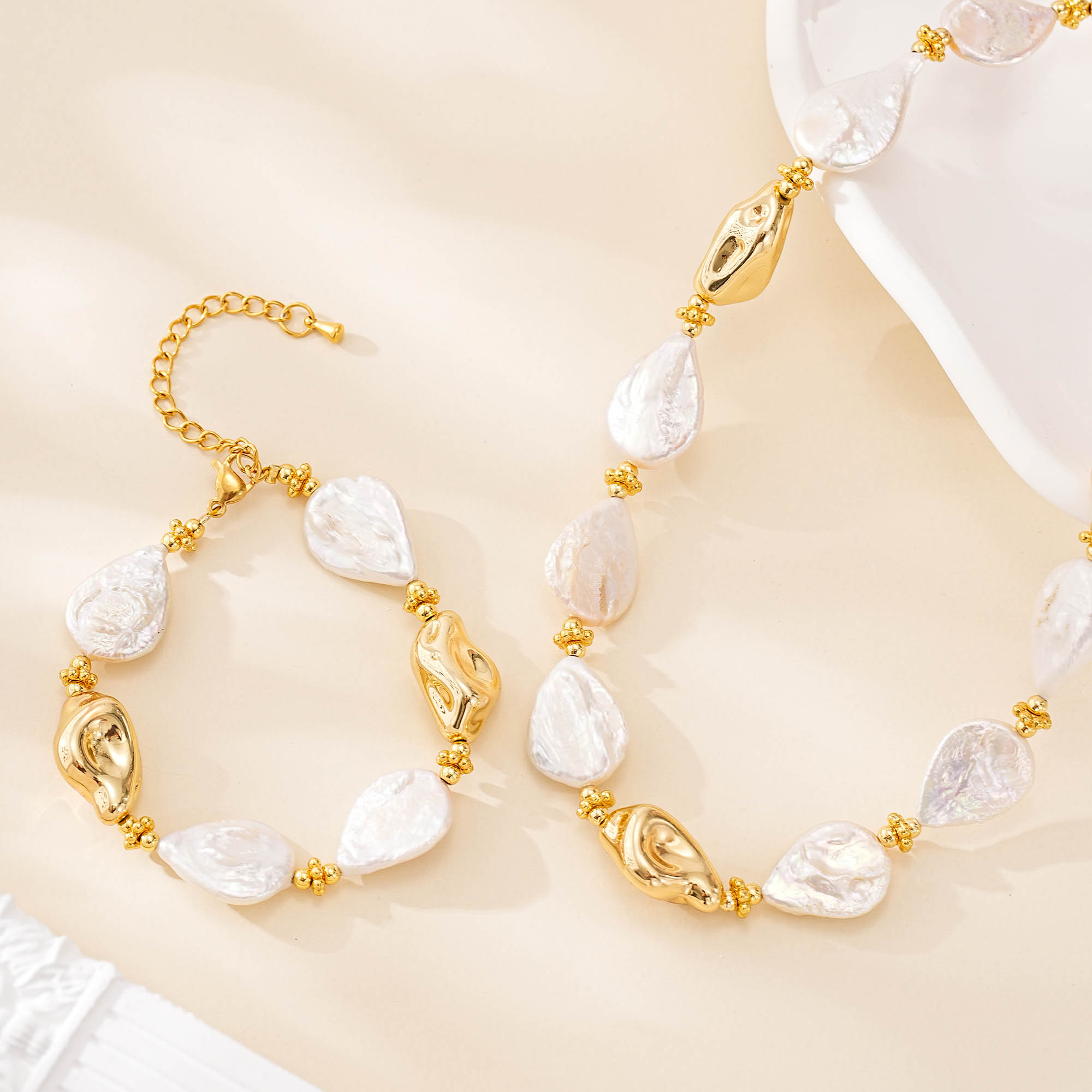 Teardrop Baroque Pearl Necklace Bracelet Set