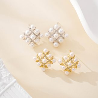 Nine-Pearl Lattice Statement Stud Earrings