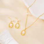 Shell inlay pendant necklace with freshwater pearl earrings