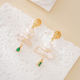 Baroque Pearl and Green Glass Pendant Drop Earrings