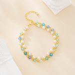 Green crystal and pearl woven bracelet