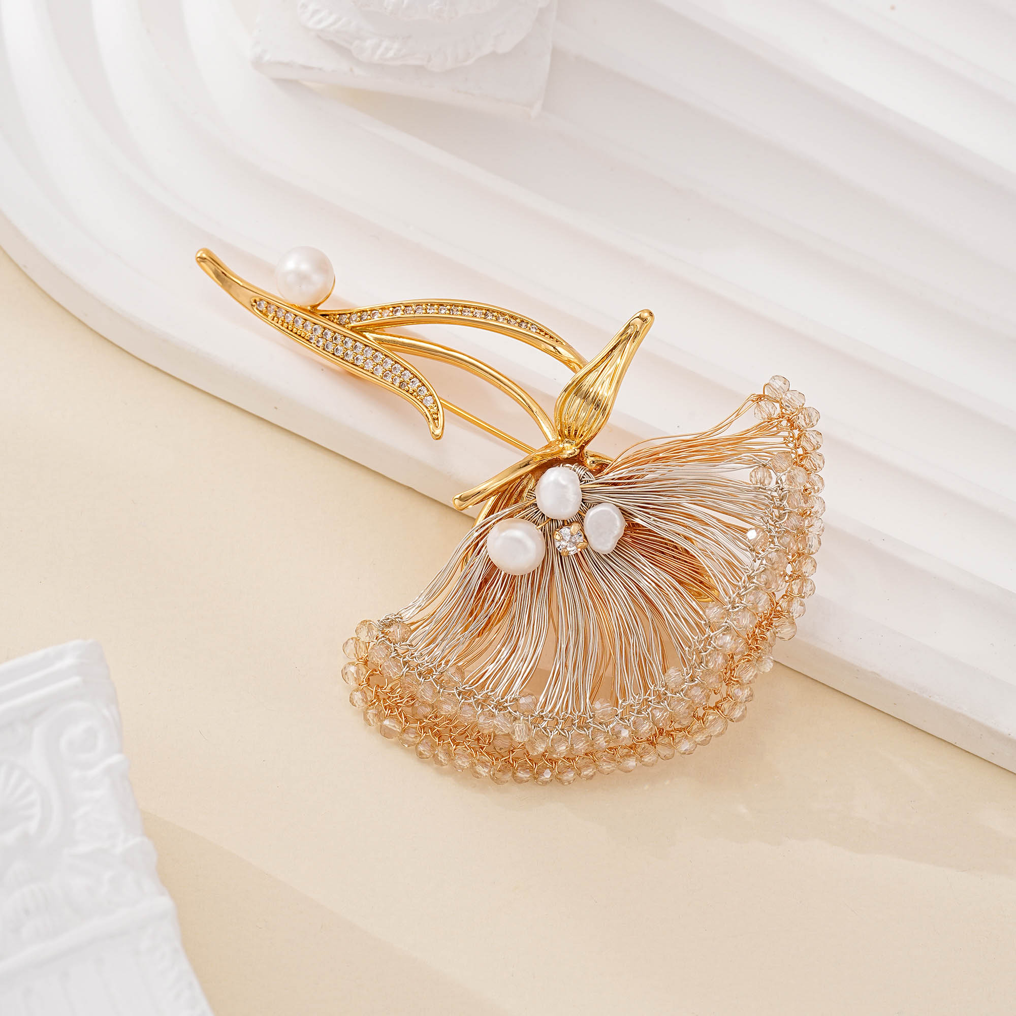 Botanical Wire Flower Pearl Brooch — wirework and pearl detail