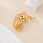 Wirework detail of Ginkgo Wire Pearl Botanical Brooch