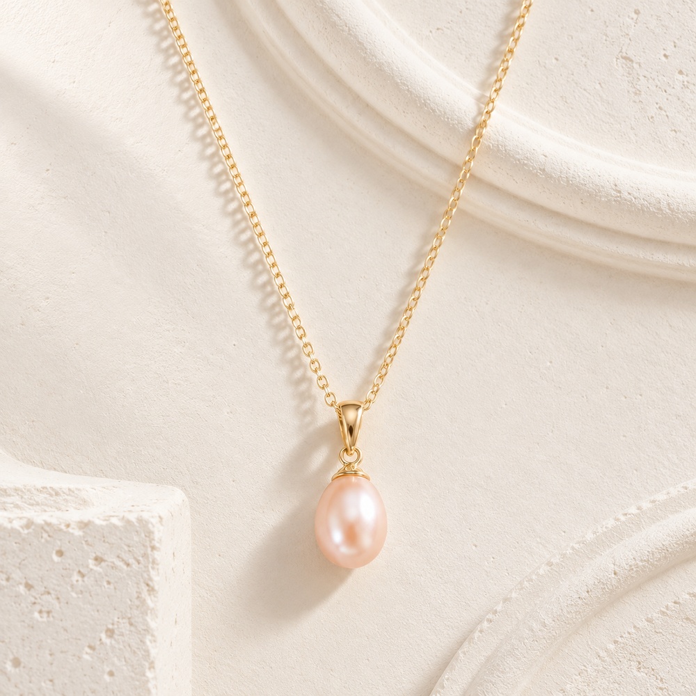 Pearl Pendant Necklace in Four Colors